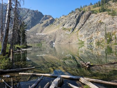 Upper Phyllis Lake in the Morning